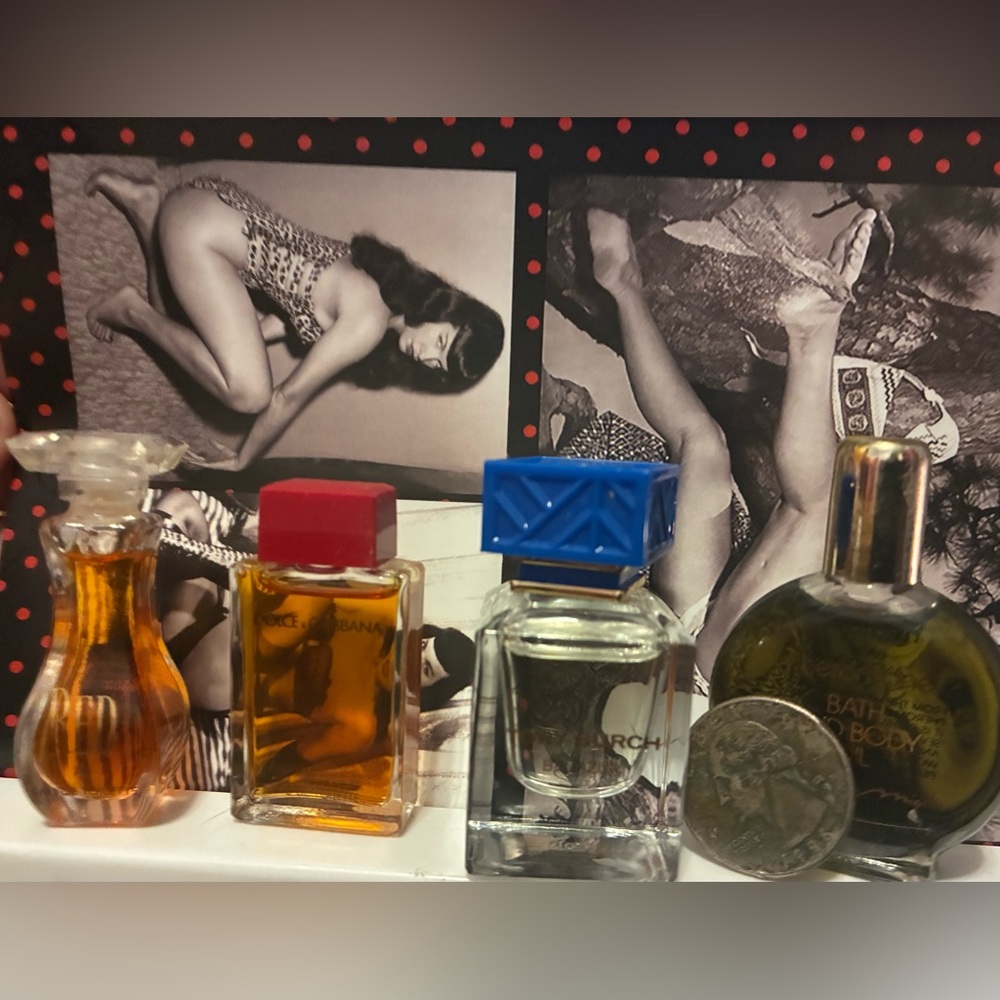 Vintage mini perfumes •full bottles•
